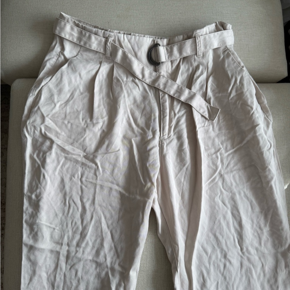Abercrombie & Fitch Women's Cream Straight Leg Pants